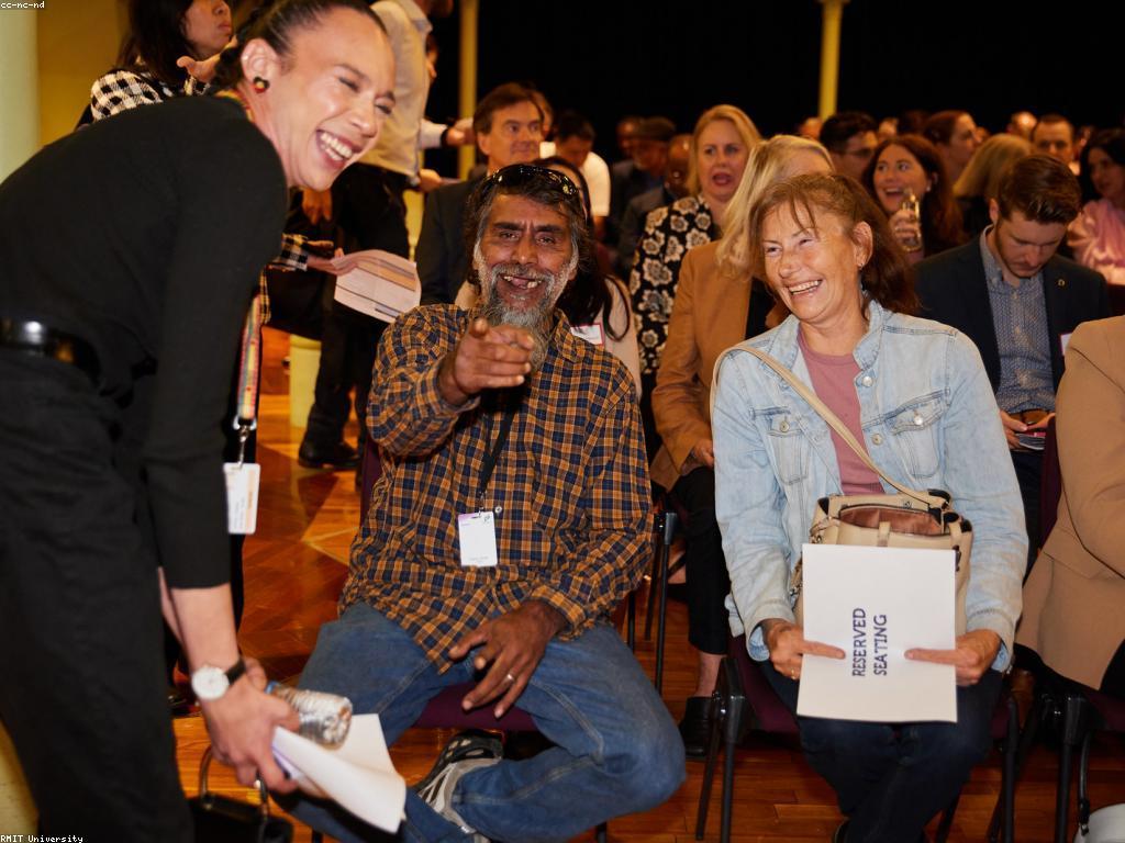 ការទទួលប្រាក់រង្វាន់: និមិត្តសញ្ញានៃការលូតលាស់ និងភាពជោគជ័យ